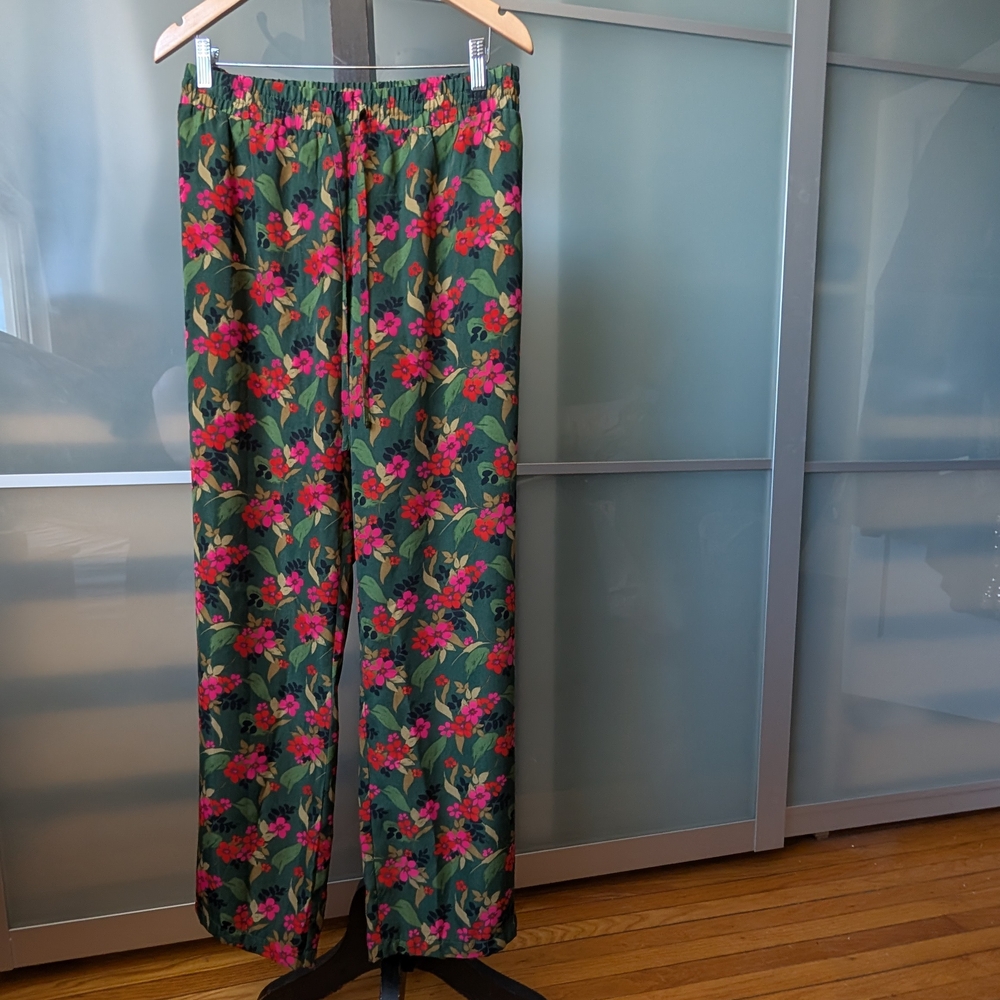 🔖NWT Molly Bracken Floral Print (Tropic Khaki) Comfy Woven Pants - 1X or 2X